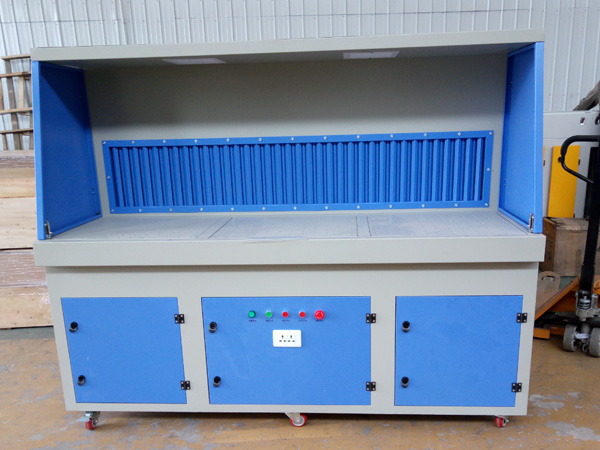 Grinding and Polishing Dust Collection Workbench