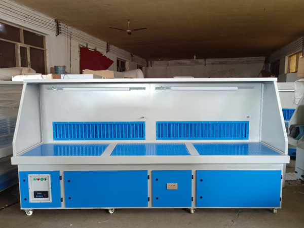 Downdraft Dust Collection Table